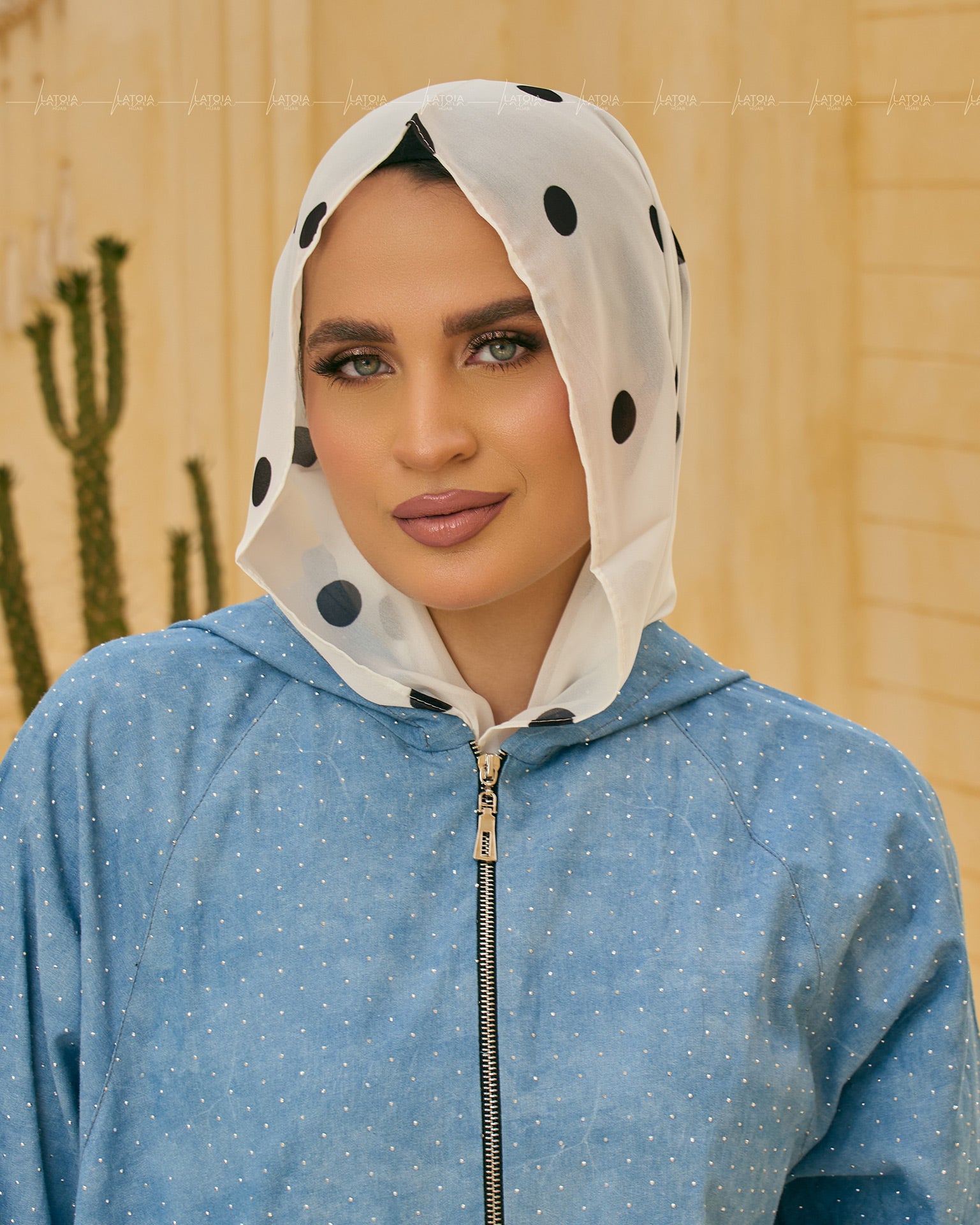 White Bolka Dots