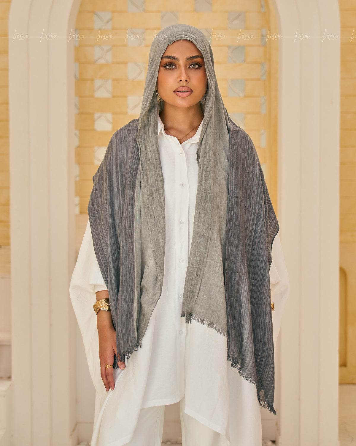 Light Gray * Gray