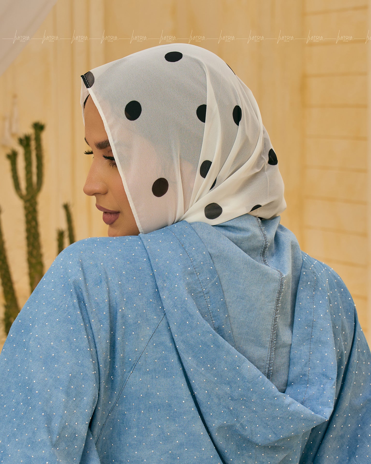 White Bolka Dots